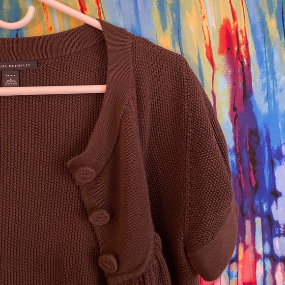 SOLD Brown Short Sleeve Knit Cardigan W/ Puffy Sleeves Banana Republic - Picture 3 of 6